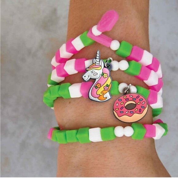 Secret Pixx Bead Friendship Bracelet Maker - Picture 4 of 5